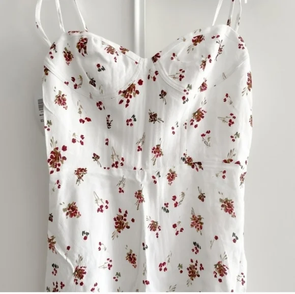 Aritzia Maxwell Floral Dress NWT - Picture 15 of 16